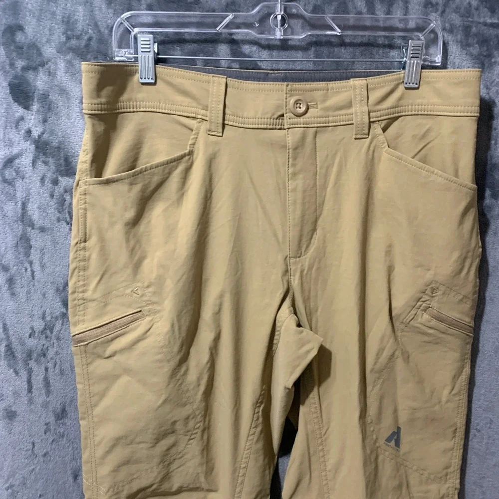 Eddie Bauer, FIRSTASCENT very good